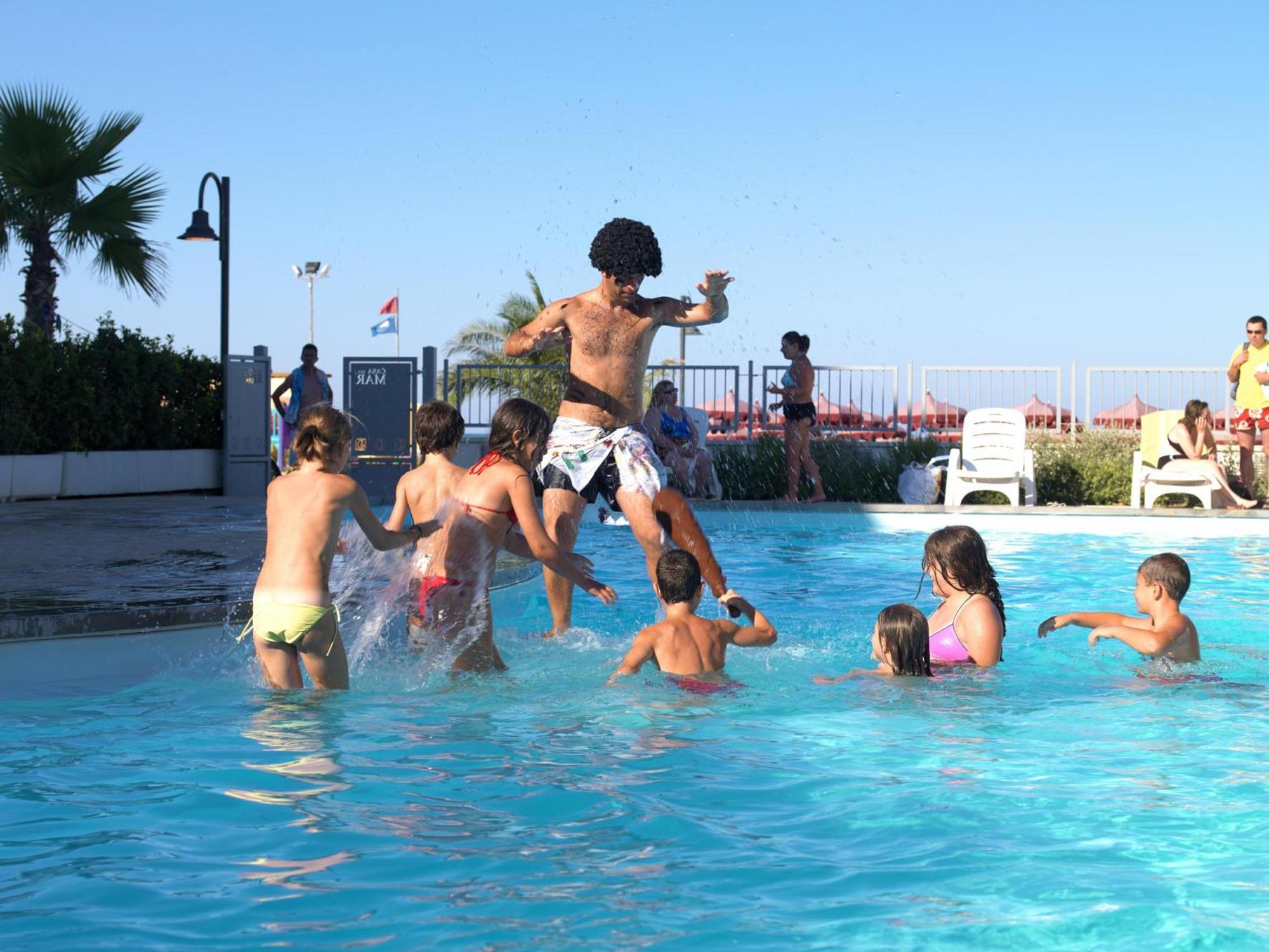 Aparthotel Casa Del Mar Roseto Degli Abruzzi Esterno foto