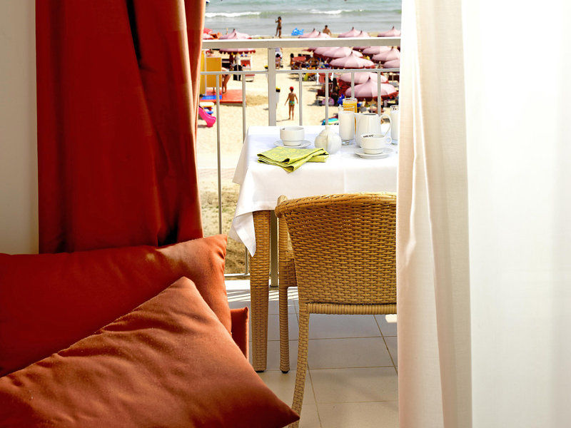Aparthotel Casa Del Mar Roseto Degli Abruzzi Esterno foto